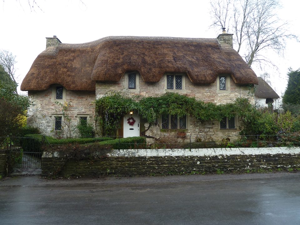 Combed wheat straw roof in Merthyr Mawr